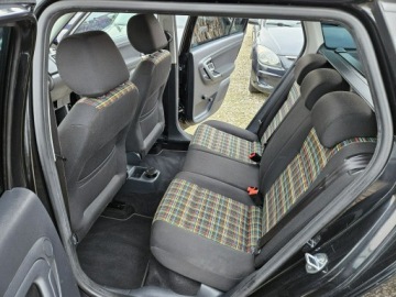 Skoda Fabia II Kombi Facelifting 1.2 HTP 70KM 2013 Škoda Fabia Skoda Fabia Opłacona Zdrowa Zadbana, zdjęcie 7