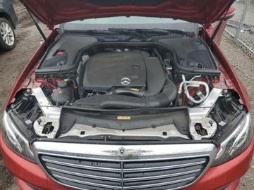 Mercedes Klasa E W213 2020 Mercedes-Benz Klasa E 350, 2020r., 4x4, 2.0L, zdjęcie 10