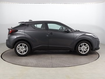 Toyota C-HR I Crossover Facelifting 1.8 Hybrid 122KM 2022 Toyota C-HR 1.8 Hybrid, Serwis ASO, Automat, zdjęcie 5