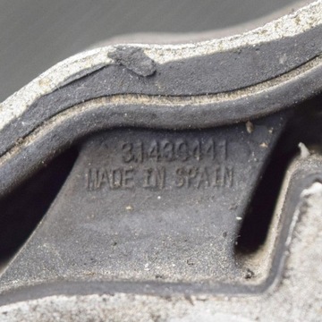31430441 ULOŽENÍ MOTORU PRAVÁ VOLVO XC60 2017