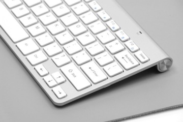 Установите COMBO WIRELESS KEYBOARD + MOUSE