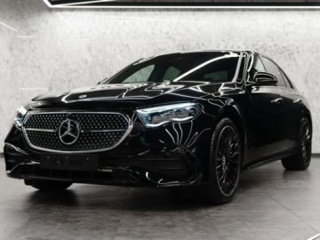 Mercedes Klasa E W214 Sedan 2.0 220d 197KM 2026 E Klasa 220 d 4-Matic AMG 2.0 (197KM) 2026, zdjęcie 1