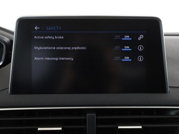 Peugeot 3008 II Crossover 1.5 BlueHDI 130KM 2018 Peugeot 3008 Automat Navi Kamera cofania, zdjęcie 28