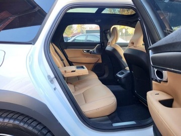 Volvo V90 II Kombi 2.0 T6 310KM 2020 VOLVO V90 Cross Country AWD/4X4* 2.0 benzyna T6 310KM * 77, 056km * Zadbany, zdjęcie 32