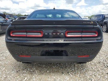 Dodge Challenger III 2022 Dodge Challenger RT Scat Pack 2022 6.4l 6.4 Benzyna 485KM, zdjęcie 2