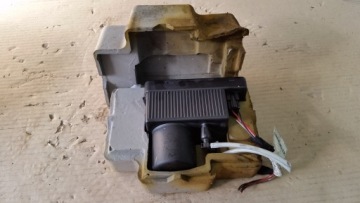 НАСОС ЦЕНТРАЛЬНОГО ЗАМКА MERCEDES W203 2038000048