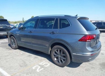 Volkswagen Tiguan II 2023 Volkswagen Tiguan 2023, 2.0L, 4x4, SE, od ubezpieczalni 2.0 Benzyna 184KM, zdjęcie 3