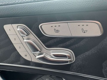 Mercedes GLC C253 SUV AMG 4.0 AMG 63 S 510KM 2018 Mercedes-Benz GLC GLC63S 4MATIC 510 KM AMG Performance Air Body Control, zdjęcie 19