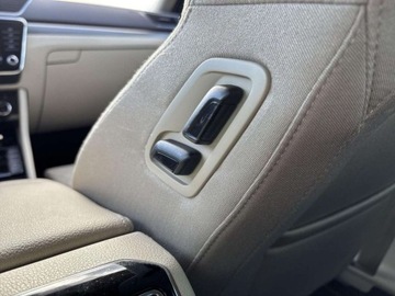 Skoda Superb III Kombi 2.0 TDI 150KM 2018 Skoda Superb Kombi Style 2,0 TDI 150KM DSG FV 23 2.0 Diesel 150KM, zdjęcie 15