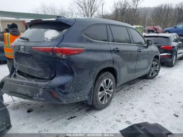 Toyota Highlander III 2023 Toyota Highlander 2023r., 2.4L 2.4 Benzyna 265KM, zdjęcie 3