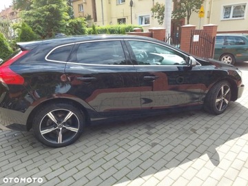 Volvo V40 II Hatchback Facelifting 1.5 T3 152KM 2019 Volvo V40 II 1.5 T3 R-Design automat, bogate wyposażenie, gwarancja, zdjęcie 5