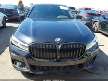 BMW Seria 7 G70 2022 BMW Seria 7 740i 2022 3.0l 3.0 Benzyna 335KM, zdjęcie 7
