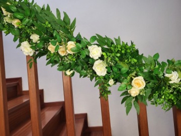 Гирлянда вьющаяся роза белое украшение свадебное украшение для крещения и причастия 1,90 м