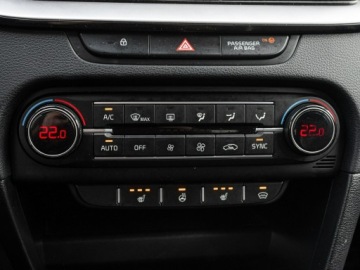 Kia Ceed III Kombi Facelifting 1.0 T-GDI 120KM 2022 Kia Cee'd EL3FL15#1.0 T-GDI L Podgrz.f kier szyba, zdjęcie 16