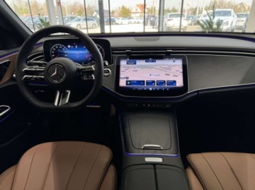 Mercedes Klasa E W214 Sedan 2.0 220d 197KM 2025 Mercedes-Benz Klasa E AMG Line 4 Matic Pakiet Night Pakiet oswietlenia, zdjęcie 12