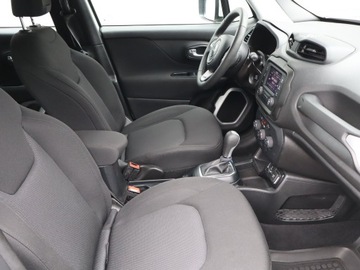 Jeep Renegade SUV Facelifting 1.3 GSE T4 Turbo 150KM 2018 Jeep Renegade 1.3 T-GDI, Salon Polska, zdjęcie 8