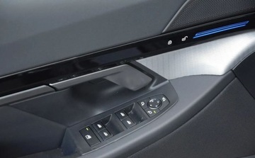 BMW Seria 5 G90-91 2023 BMW Seria 5 BMW 520d SedanPakiet sportowy MKamery 360Dostepne w BMW TEAM, zdjęcie 25