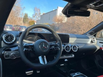 Mercedes CLA C118/X118 Coupe Facelifting 2.0 220d 190KM 2025 MERCEDES-BENZ CLA 220 d AMG Line Sedan 2.0 (190KM) 2025, zdjęcie 7
