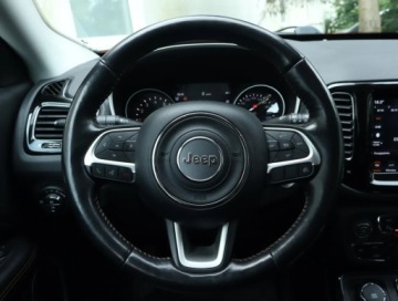 Jeep Compass II SUV 1.4 Multiair 170KM 2019 Jeep Compass 1.4 MultiAir, Salon Polska, zdjęcie 15