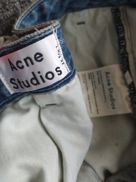 ACNE dżinsowe proste spodnie z dziurami 36