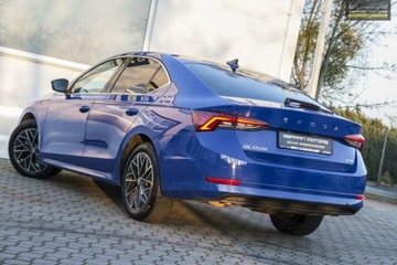 Skoda Octavia IV Liftback 1.5 TSI EVO 150KM 2023 Škoda Octavia Skoda Octavia LEDY / Kamera Cofania, zdjęcie 3