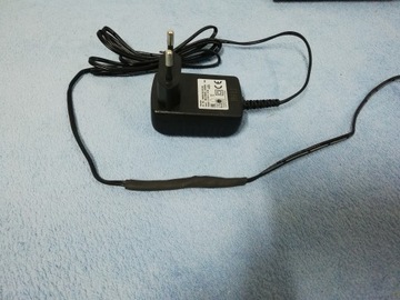 Nożyce Akumulatorowe Elektryczne Trawy Krzewów Gardena + AKUMULATOR PREZENT