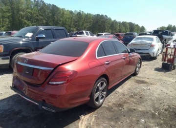 Mercedes Klasa E W213 2018 Mercedes-Benz Klasa E 2018, 2.0L, RWD, od ubez..., zdjęcie 3