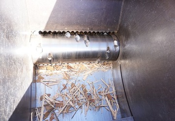 RĘBAK ROZDRABNIACZ UNTHA LR700 18,5kW autorewers