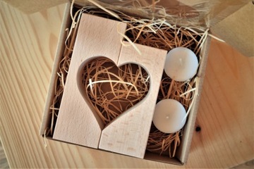 Набор деревянных подсвечников, подарок-сердце на День святого Валентина.