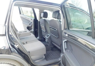 Volkswagen Tiguan Allspace SUV 2.0 TSI 190KM 2020 Volkswagen Tiguan Allspace z Gwarancja Bezwypadkowy 100 2.0 Benzyna 190KM, zdjęcie 8