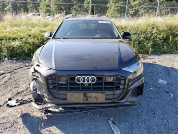 Audi Q8 2019 Audi Q8 2019, 3.0L, 4x4, PRESTIGE S-LINE, od ubezpieczalni 3.0 Benzyna, zdjęcie 1