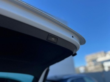 Skoda Octavia IV Kombi Plug-in 1.4 TSI iV Plug-In Hybrid 204KM 2024 Skoda Octavia 1.4 TSI Plug-In Hybrid Style DSG Pakiet SelectionSalon Polsk, zdjęcie 19