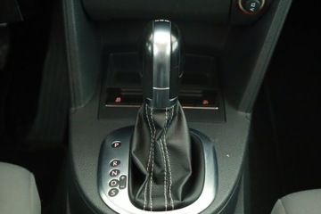 Volkswagen Touran II 2.0 TDI 140KM 2012 VW Touran 2.0 TDI, DSG, Skóra, Navi, Xenon, Klima, zdjęcie 16