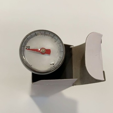 УКРАШЕНИЯ ИНТЕРЬЕРА АВТОМОБИЛЯ МЕХАНИЧЕСКИЕ ЧАСЫ В ФОРМЕ