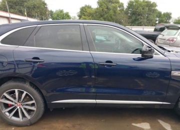 Jaguar F-Pace 2021 Jaguar F-Pace 2021, 3.0L, 4x4, S P340, po gradobiciu 3.0 Benzyna 335KM, zdjęcie 8