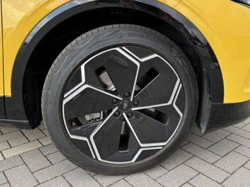 Ford Capri EV 79kWh 340KM 2025 Od ręki - Premium 79 kWh 340KM / Dach panoramiczny, Hak, zdjęcie 9