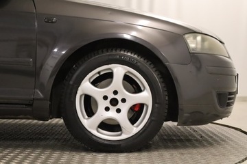 Audi A3 8P Hatchback 3d 1.9 TDI 105KM 2004 Audi A3 1.9 TDI, Klima, Klimatronic,ALU, El. szyby, zdjęcie 14