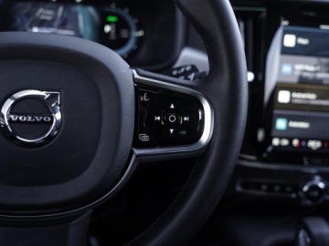 Volvo V90 II 2025 2.0 T6 AWD Plug-In Hybrid Core (253 KM) Podgrzewana kierownica, zdjęcie 7
