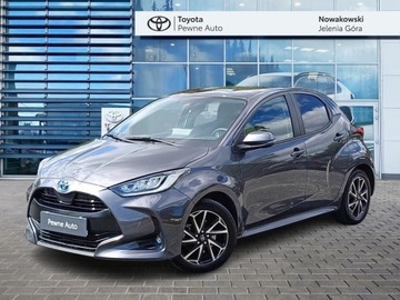 Toyota Yaris IV Hatchback 1.5 Hybrid Dynamic Force 116KM 2023 Toyota Yaris Hybrid 1.5 Comfort IV (2020-) Hybrid