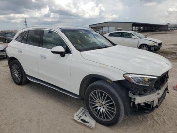 Mercedes GLC C254/X254 2024 Mercedes-Benz GLC 300, 2024r., 2.0L 2.0 Benzyna 255KM, zdjęcie 1