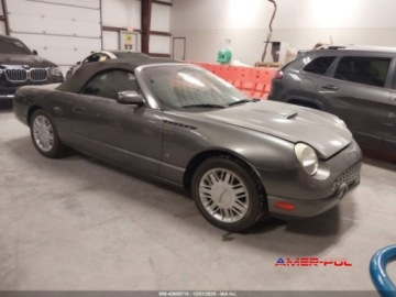 Ford 2003 Ford Thunderbird 2002 r., 3,9 L 3.9 Benzyna 280KM