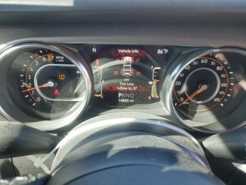 Jeep Wrangler IV 2022 Jeep Wrangler 2022, 3.6L, 4x4, UNLIMITED SPORT, od ubezpieczalni 3.6 285KM, zdjęcie 10