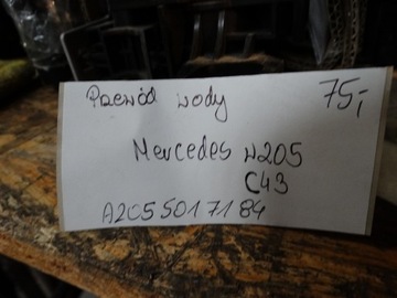 IDEÁLNÍ PŘÍVOD VODY MERCEDES W205 C43 1