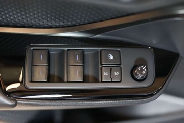 Toyota C-HR I Crossover Facelifting 1.8 Hybrid 122KM 2022 Toyota C-HR 1.8 Hybrid Style 1.8 Hybryda 122KM, zdjęcie 20