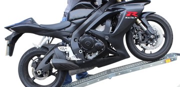 стальной подъезд, пандусы 200 см.