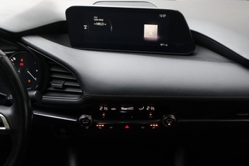 Mazda 3 IV Sedan  2.0 SKYACTIV-G 150KM 2022 Mazda 3 2.0 Skyactiv-G, Salon Polska, zdjęcie 12