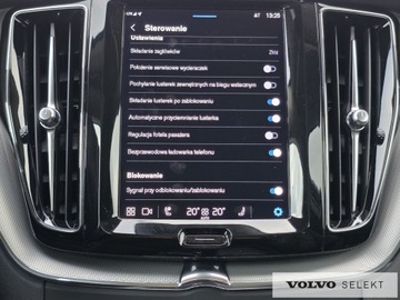 Volvo XC60 II 2023 Volvo XC 60 FV23 Plus Dark B4 B 197KM 360 ACC Harm, zdjęcie 24
