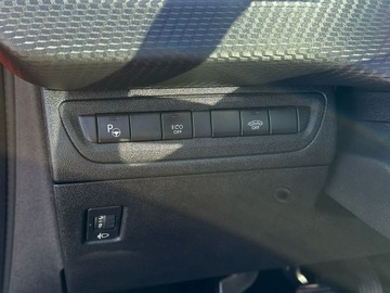 Peugeot 2008 I SUV Facelifting 1.2 PureTech 110KM 2018 Peugeot 2008 SalonPL Panorama Półskóra Navi, zdjęcie 17