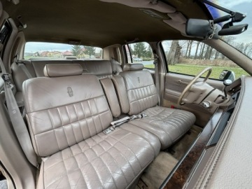 Lincoln Town Car II 1991 Lincoln Town Car Executive Series 1991, zdjęcie 39