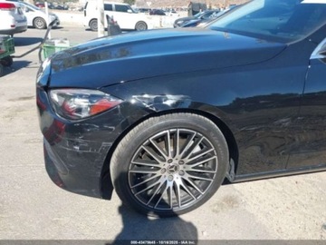 Mercedes Klasa C W206 2022 Mercedes-Benz Klasa C 2022 MERCEDES-BENZ C 300 SEDAN 2.0 Benzyna 255KM, zdjęcie 8